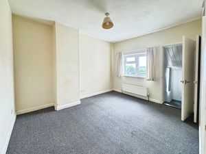 Queens Road- click for photo gallery